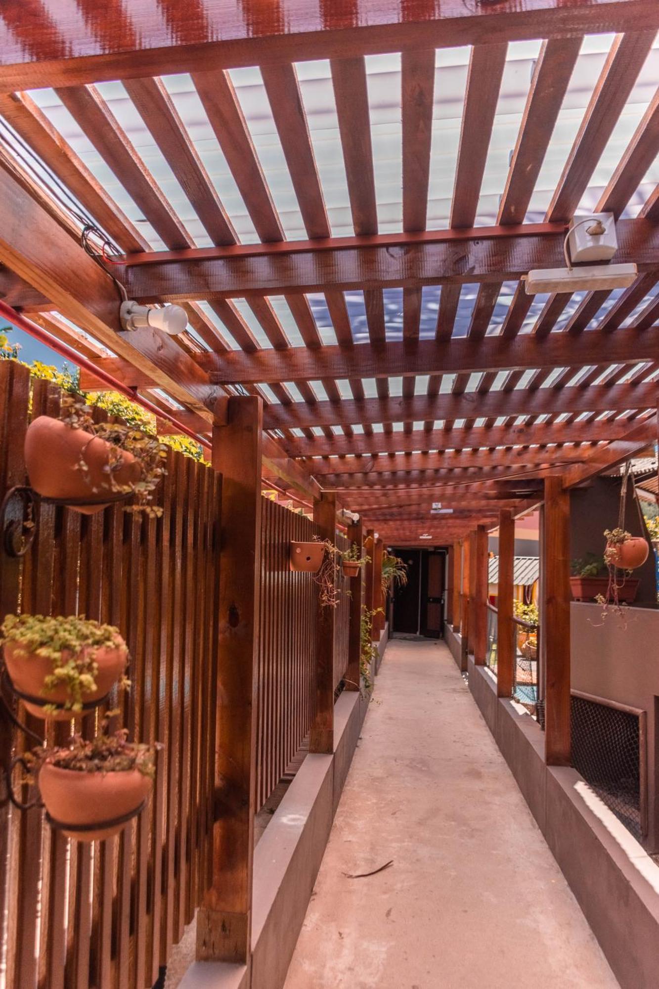 Ferrujao Pousada E Restaurante Гаропаба Экстерьер фото