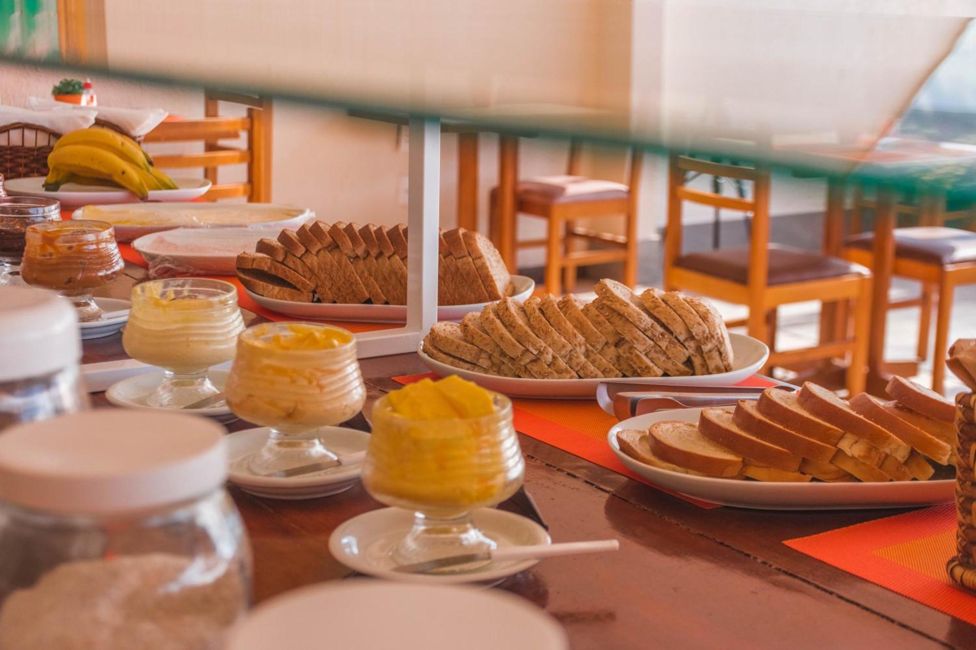 Ferrujao Pousada E Restaurante Гаропаба Экстерьер фото